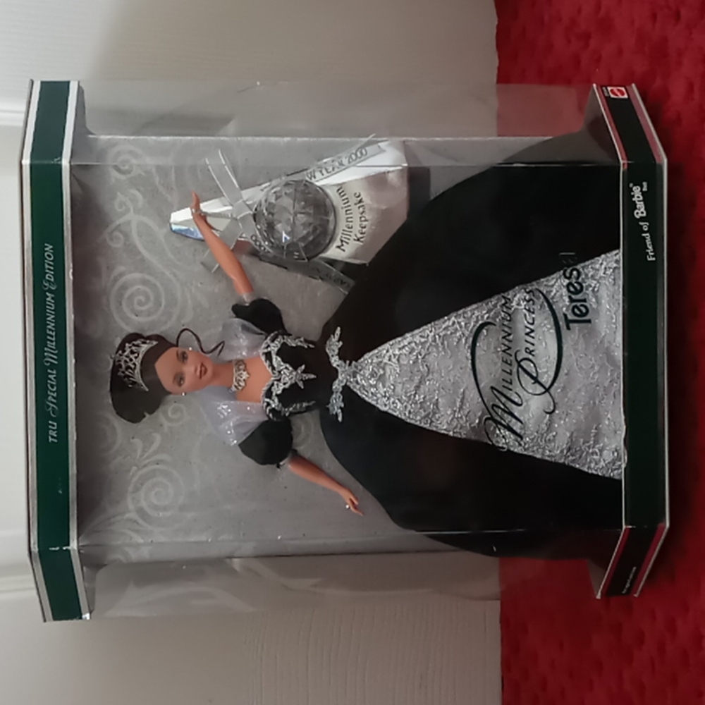 Tru Special Millennium Edition barbie - Picture 2 of 5
